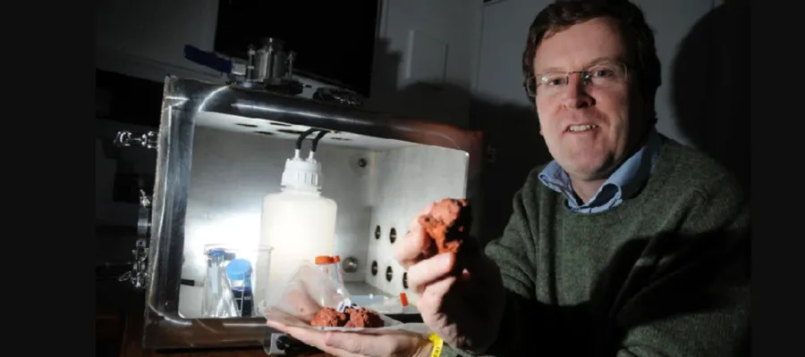 Professor Charles Cockell